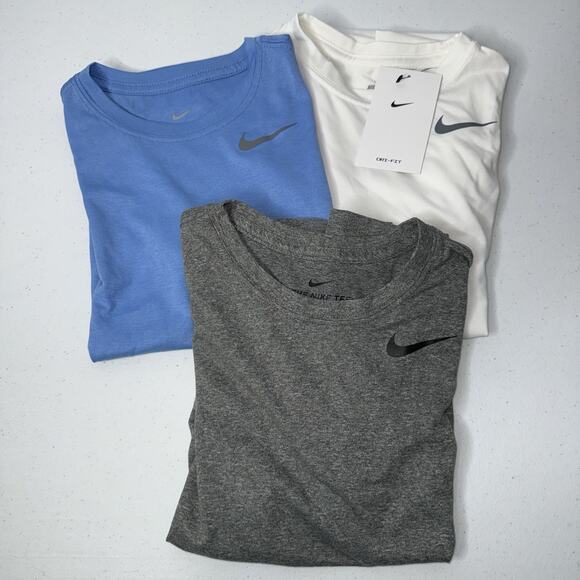 Nike Dri Fit Boy’s Lot Of 3 Tee Shirts Gray Blue White Size S NWT - Picture 1 of 4